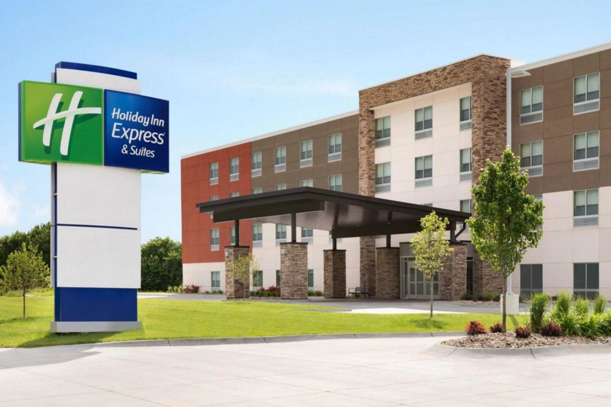 Holiday Inn Express & Suites Mansfield - Ontario By Ihg Εξωτερικό φωτογραφία